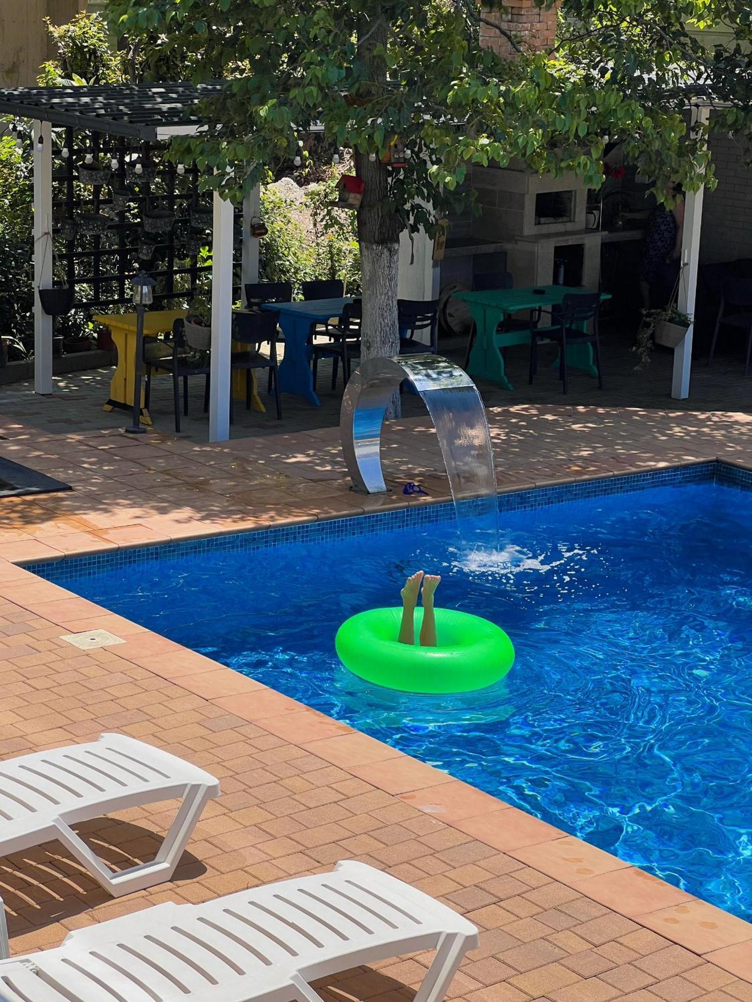 Casa Del Mar Hotell Kvariati Exteriör bild